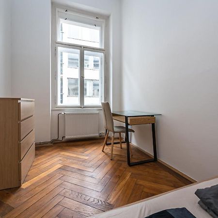 New Town Central Apartment Praha Exteriér fotografie